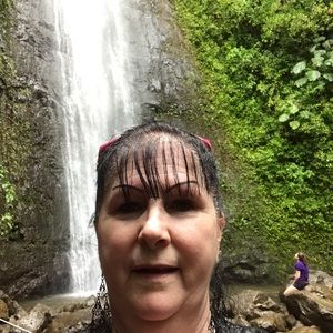 Meet your Posher, Linda